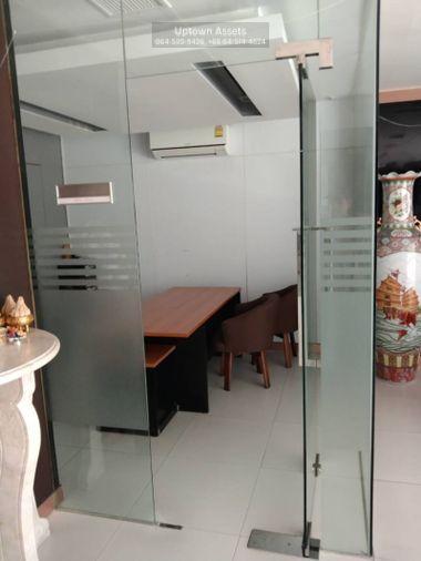 picture For Rent 3 Storey Building Rama 4 Road Phra Khanong Subdistrict, Khlong Toei District Unit 3741 - 8/20