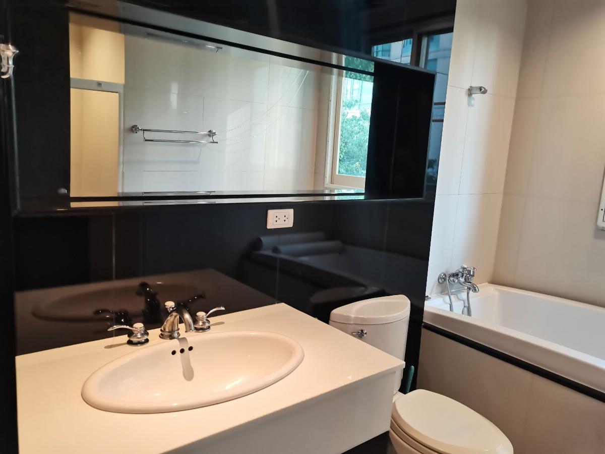 รูป Available for rent!! The Address Chidlom, 2 Bedroom with 85 sqm. corner unit. Garden view, Ready to move in - รูปที่ 10/18