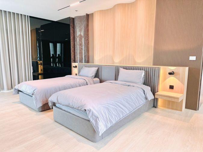 picture For Sale : Penthouse (Casalunar Paradiso) area 433 sq m - 2 Bed 2 Bath with private swimming pool (Saensuk Subdistrict) - 35/37