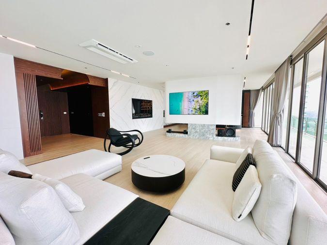 picture For Sale : Penthouse (Casalunar Paradiso) area 433 sq m - 2 Bed 2 Bath with private swimming pool (Saensuk Subdistrict) - 26/37