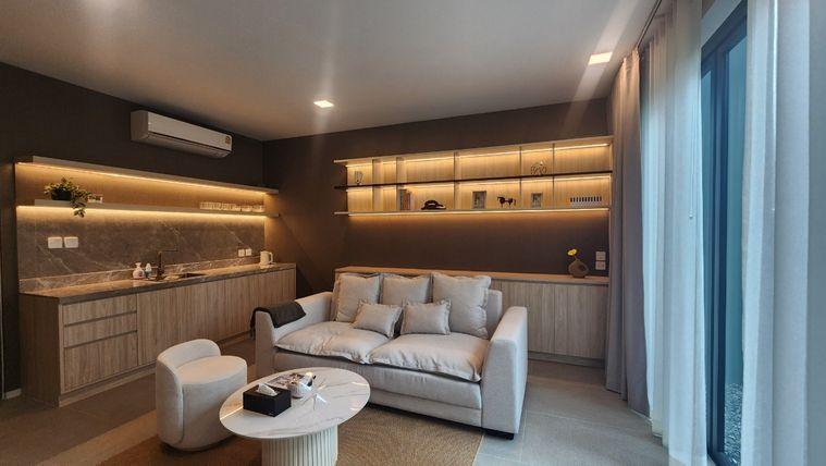 รูป Vive Krungthepkritha | ให้เช่าบ้านเดี่ยว 4 ห้องนอน แต่งสวย แบบ Modern Luxury ดูอบอุ่น น่าอยู่ ใกล้รร.นานาชาติเวลลิงตั้น - รูปที่ 5/25