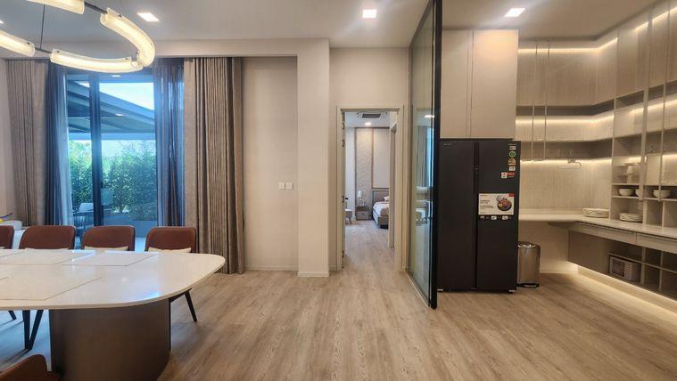 รูป Vive Krungthepkritha | ให้เช่าบ้านเดี่ยว 4 ห้องนอน แต่งสวย แบบ Modern Luxury ดูอบอุ่น น่าอยู่ ใกล้รร.นานาชาติเวลลิงตั้น - รูปที่ 14/25