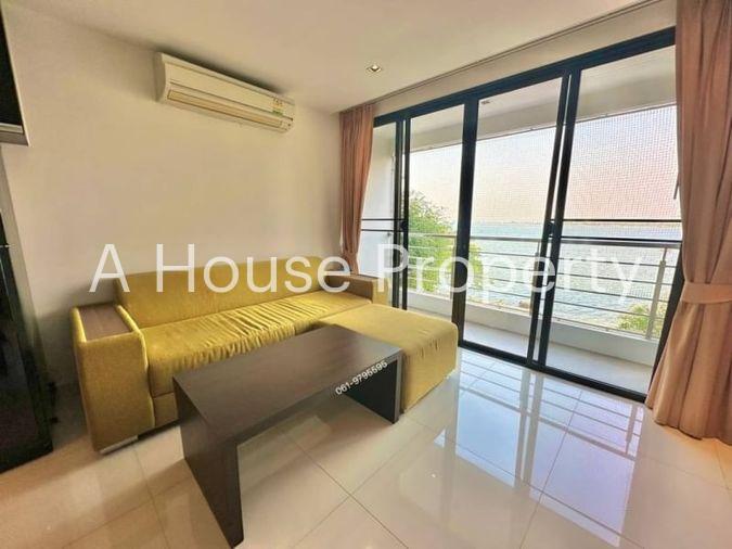 picture Condo for sale Sriracha Golden Coast Phase 1, beautiful room, next to the sea with private beach frontage - 1/13