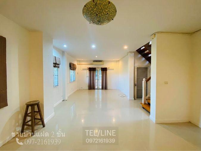 รูป ขายบ้านแฝดหลังมุม บุรีรมย์ (รามอินทรา - ซาฟารี) 5 ห้องนอน - รูปที่ 2/16