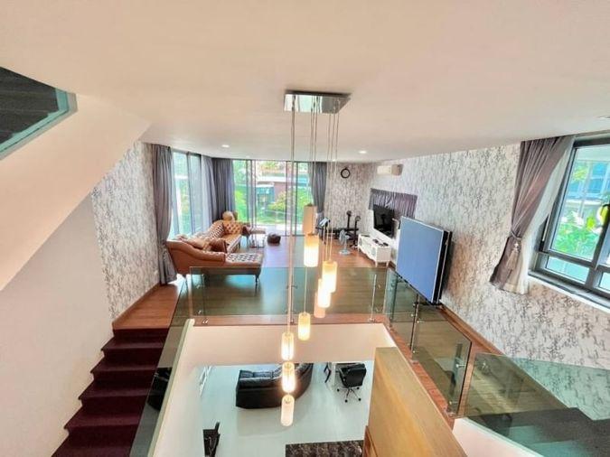 picture For rent: "Luxury pool villa by the sea in Bangsaen with private pool, sea view" - 19/20