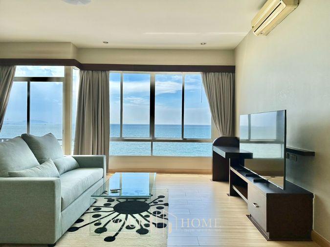 picture Last chance!!!! Luxurious vacation home by the sea in Bangsaen with private beach - 1/40