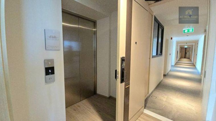 picture Luxury beach front Arom Wongamat Sea view and pool view  Foreigner quota Private elevator On 6floor Na Klue Pattaya - 6/38