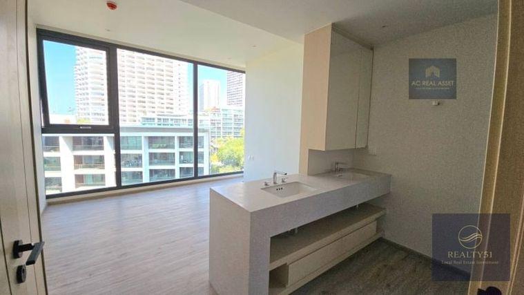 picture Luxury beach front Arom Wongamat Sea view and pool view Foreigner quota Private elevator On 6floor Na Klue Pattaya - 16/38