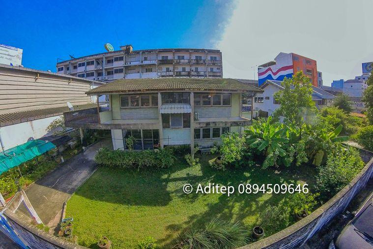 รูป ขายบ้านพร้อมที่ดิน 151 ตรว. ในซอยพระราม 9 ซอย 43 ทำเลดีเยี่ยม เข้าซอยเพียง 100 ม. จากถนนพระราม 9 และใกล้ The Nine Center พระราม 9 เพียง 400 ม. - รูปที่ 8/21