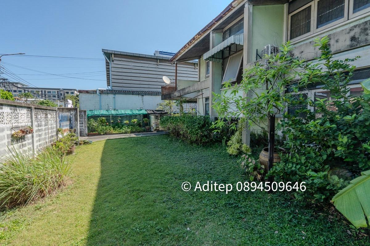 รูป ขายบ้านพร้อมที่ดิน 151 ตรว. ในซอยพระราม 9 ซอย 43 ทำเลดีเยี่ยม เข้าซอยเพียง 100 ม. จากถนนพระราม 9 และใกล้ The Nine Center พระราม 9 เพียง 400 ม. - รูปที่ 19/21