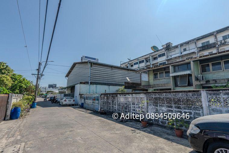 รูป ขายบ้านพร้อมที่ดิน 151 ตรว. ในซอยพระราม 9 ซอย 43 ทำเลดีเยี่ยม เข้าซอยเพียง 100 ม. จากถนนพระราม 9 และใกล้ The Nine Center พระราม 9 เพียง 400 ม. - รูปที่ 14/21