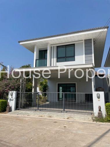 picture Twin house for sale, secondhand, Maneerin Park project, Bang Phra, Sriracha, Chonburi. - 1/16