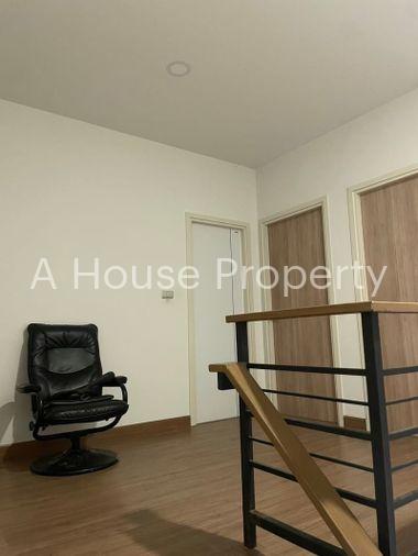 picture Twin house for sale, secondhand, Maneerin Park project, Bang Phra, Sriracha, Chonburi. - 4/16