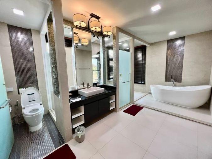picture Beautiful house for sale, move in Ready, in the Heritage Village project, Bang Phra, Chonburi - 16/20