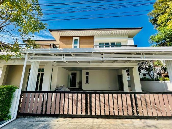 picture Beautiful house for sale, move in Ready, in the Heritage Village project, Bang Phra, Chonburi - 1/20