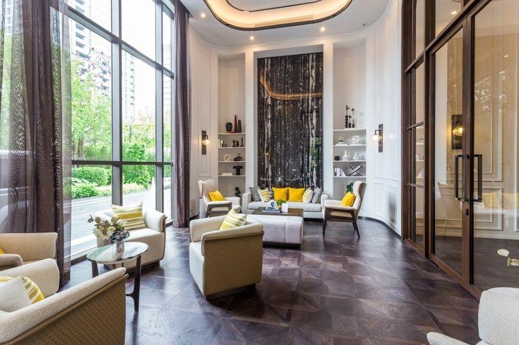 รูป Muniq Langsuan (มิวนีค หลังสวน) Pet friendly   วิวสวนลุม Central park  ทิศใต้  ชั้น15  2 ห้องนอน 2ห้องน้ำ - รูปที่ 46/49