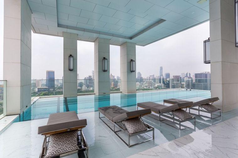 รูป Muniq Langsuan (มิวนีค หลังสวน) Pet friendly   วิวสวนลุม Central park  ทิศใต้  ชั้น15  2 ห้องนอน 2ห้องน้ำ - รูปที่ 49/49