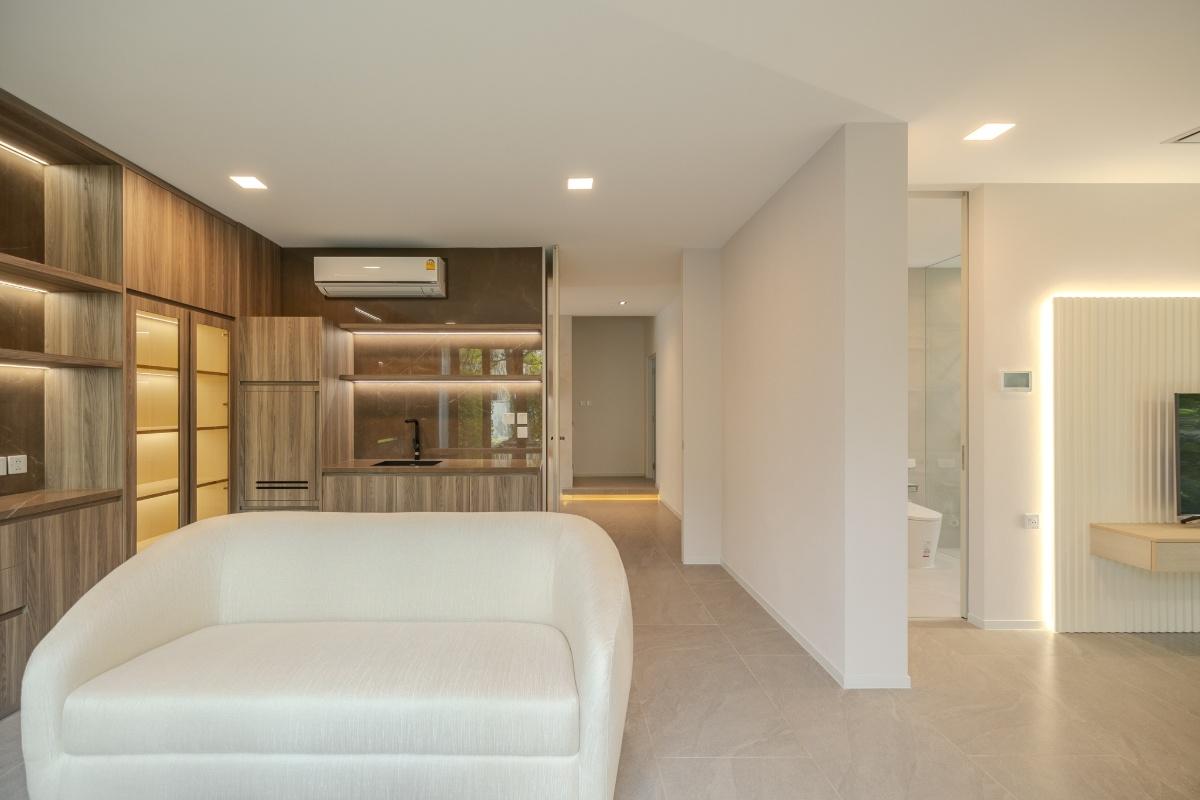 รูป Vive Krungthepkritha | ให้เช่าบ้านเดี่ยวหลังมุม 4 ห้องนอน แต่งสวย แบบ Modern Luxury ดูอบอุ่น น่าอยู่ ใกล้รร.นานาชาติเวลลิงตั้น - รูปที่ 48/49
