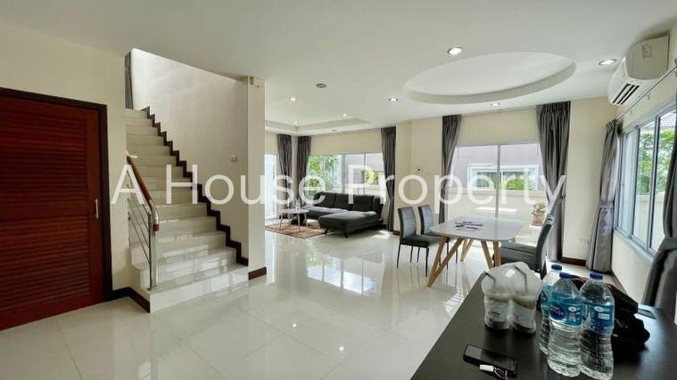 รูป ขายบ้านสวยหลังใหญ่ โครงการ มบ.โคโค่ ฮิลล์ อ่าวอุดม ศรีราชา ชลบุรี - รูปที่ 4/11