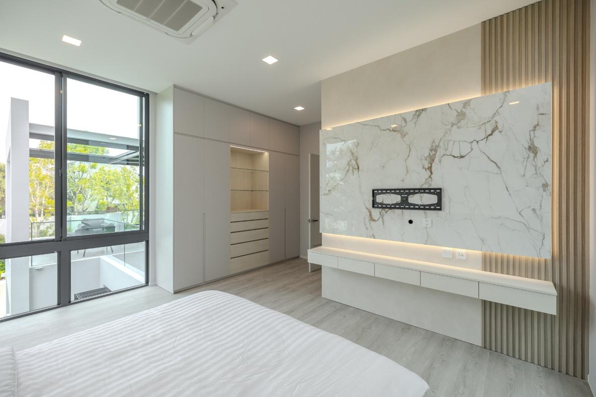รูป Vive Krungthepkritha | ให้เช่าบ้านเดี่ยวหลังมุม 4 ห้องนอน แต่งสวย แบบ Modern Luxury ดูอบอุ่น น่าอยู่ ใกล้รร.นานาชาติเวลลิงตั้น - รูปที่ 38/49