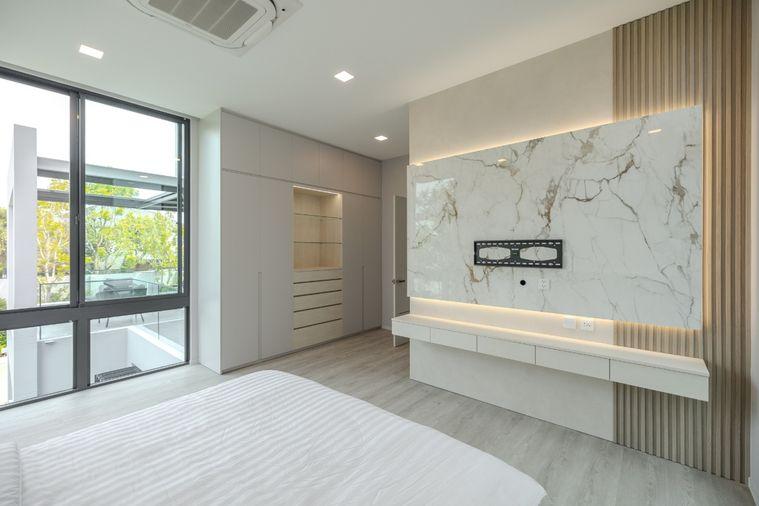รูป Vive Krungthepkritha | ให้เช่าบ้านเดี่ยวหลังมุม 4 ห้องนอน แต่งสวย แบบ Modern Luxury ดูอบอุ่น น่าอยู่ ใกล้รร.นานาชาติเวลลิงตั้น - รูปที่ 38/49