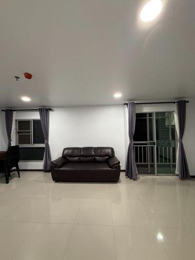 รูป AS2154 ให้เช่าคอนโด รีเจ้นท์โฮม บางนา ห้องสวย พร้อมเครื่องใช้ไฟฟ้าเฟอร์นิเจอร์ - รูปที่ 4/14