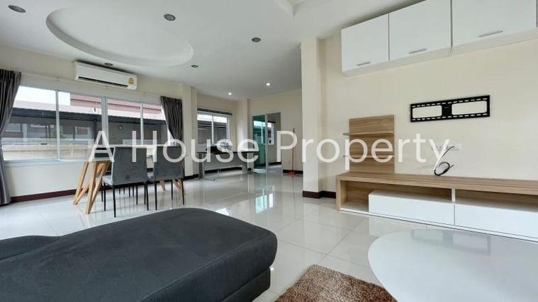 รูป ขายบ้านสวยหลังใหญ่ โครงการ มบ.โคโค่ ฮิลล์ อ่าวอุดม ศรีราชา ชลบุรี - รูปที่ 3/11