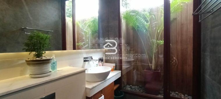 รูป ขายบ้านเดี่ยวพร้อมสระว่ายน้ำส่วนตัว สุขุมวิท ปรีดี - รูปที่ 34/41