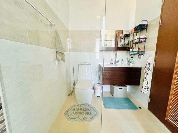 picture For Sale : Casalunar Paradiso 2 bedrooms, very large room, suitable for relaxation, with private beach - 13/24