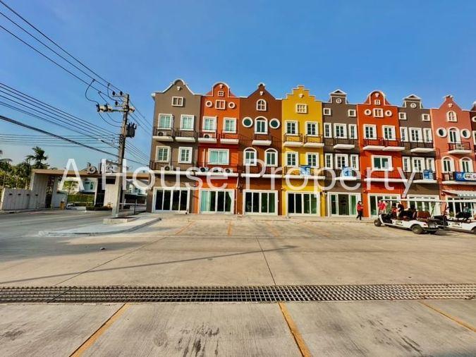 picture Commercial building, luxurious design, 3 floors high, Eternal Square, Bowin, Sriracha - 1/15