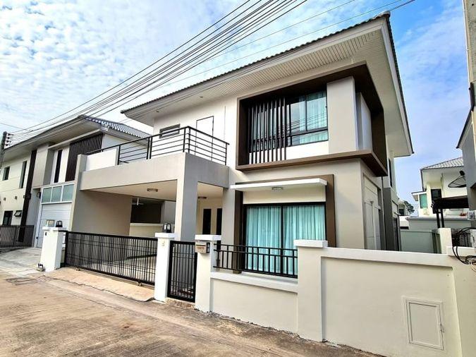รูป บ้านเดี่ยวศรีราชาให้เช่า โครงการ มบ.เดอะคอมพลีท ศรีราชา ชลบุรี  - รูปที่ 1/15