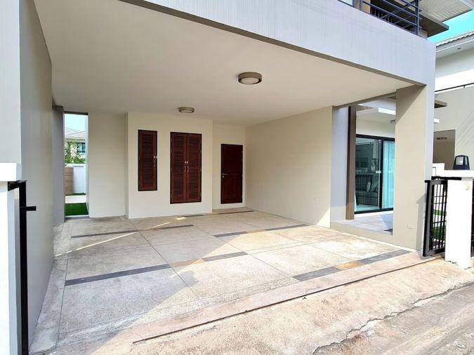 รูป บ้านเดี่ยวศรีราชาให้เช่า โครงการ มบ.เดอะคอมพลีท ศรีราชา ชลบุรี  - รูปที่ 14/15