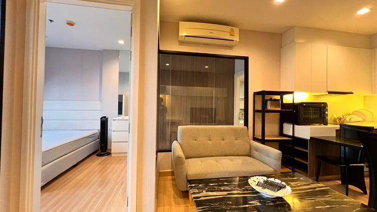 picture Urbano Absolute | 1 Bedroom Modern Styles for rent Nice River View and Good furnished High Floor - 3/16