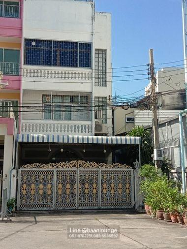 picture Townhouse for rent Villa Charoen Krung Village - 1/6