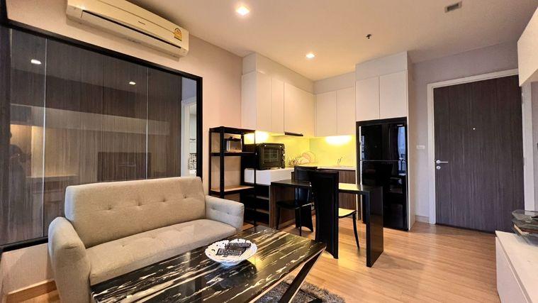 picture Urbano Absolute | 1 Bedroom Modern Styles for rent Nice River View and Good furnished High Floor - 1/16