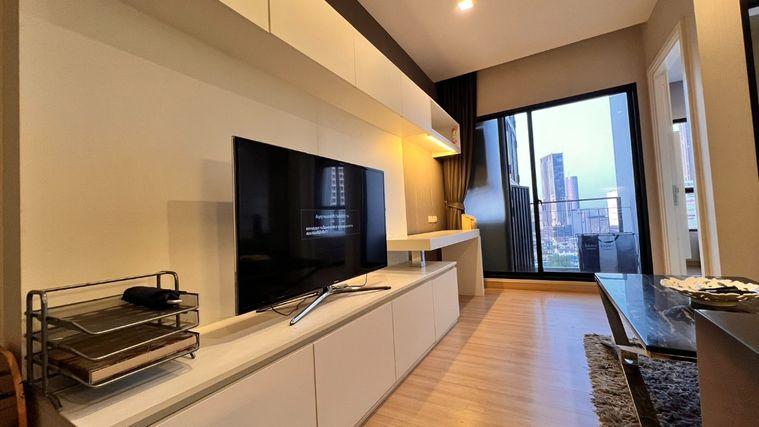 picture Urbano Absolute | 1 Bedroom Modern Styles for rent Nice River View and Good furnished High Floor - 15/16