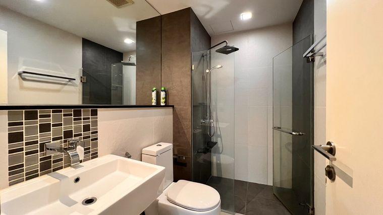 picture Urbano Absolute | 1 Bedroom Modern Styles for rent Nice River View and Good furnished High Floor - 7/16