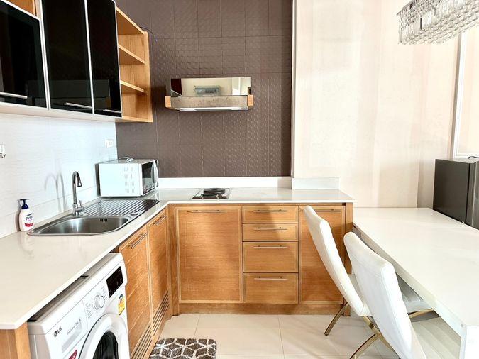 รูป FOR SALE : Casalunar Paradiso 1 bed ชั้น 21 วิวทะเล : คอนโดตากอากาศ บรรยากาศร่มรื่น พร้อมชายหาดส่วนตัว - รูปที่ 4/16