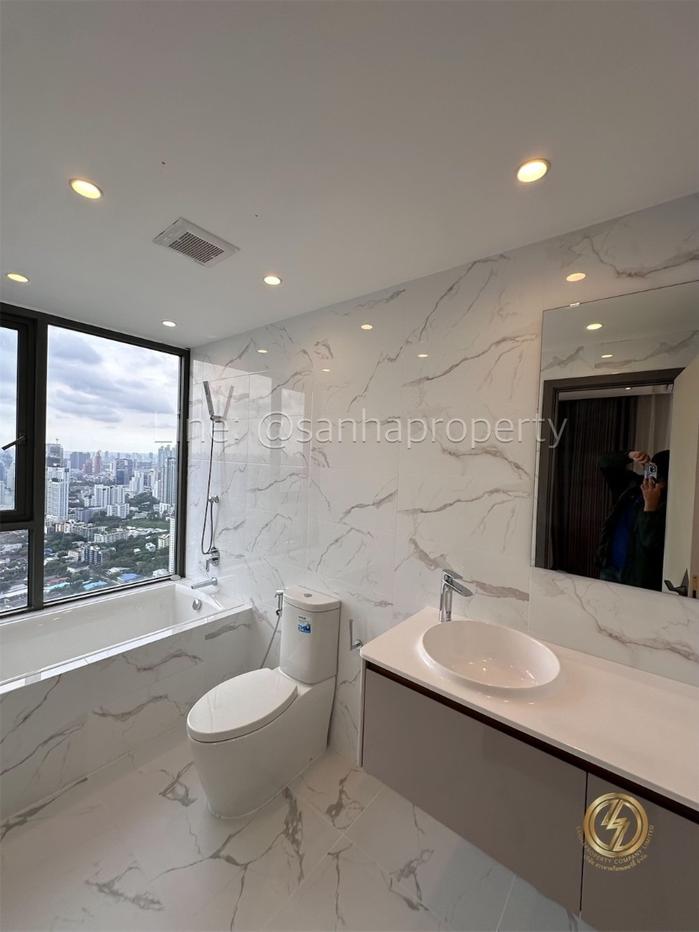 รูป ✨ให้เช่า Penthouse CLOUD ทองหล่อ - เพชรบุรี : 3 ห้องนอน 4 ห้องน้ำ 1 ห้องแม่บ้าน ตกแต่งครบ! - รูปที่ 26/36