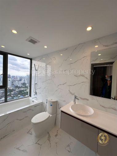รูป ✨ให้เช่า Penthouse CLOUD ทองหล่อ - เพชรบุรี : 3 ห้องนอน 4 ห้องน้ำ 1 ห้องแม่บ้าน ตกแต่งครบ! - รูปที่ 26/36