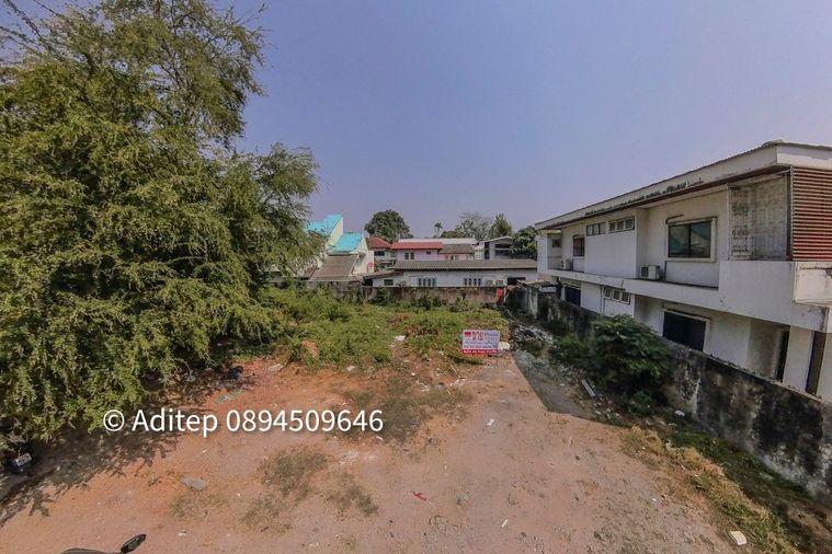 รูป ขายที่ดิน รัชดา 32 แยก 7-1 ขนาด 101 ตรว. ทำเลดี ห่างจากถนนรัชดาเพียง 750 ม. ใกล้รถไฟฟ้า 2 สาย ที่ถมแล้ว เหมาะปลูกบ้าน - รูปที่ 9/28