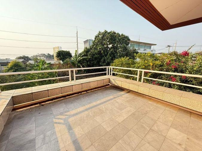 รูป ขายบ้านเดี่ยวศรีราชา พื้นที่สีเขียวรอบบ้าน ติดสุขุมวิทไปแหลมฉบัง - รูปที่ 13/20