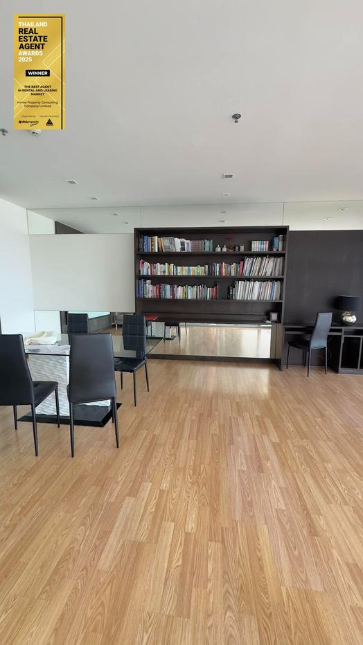 picture For Rent Le Luk BTS PraKhaNong (230m./3 min walk) Negotiable Line ID: @condobkk (with @) Code H32798 - 10/13