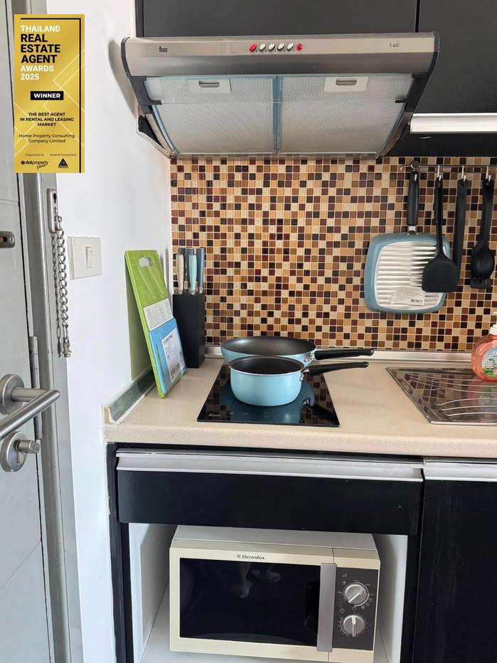 picture For Rent Le Luk BTS PraKhaNong (230m./3 min walk) Negotiable Line ID: @condobkk (with @) Code H32798 - 8/13