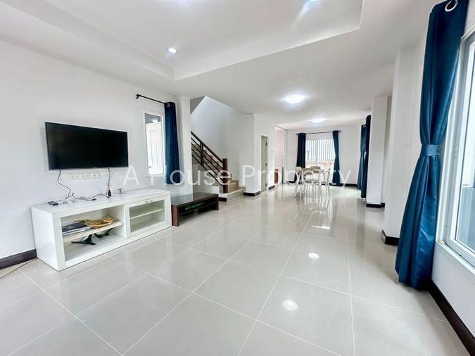 picture Second-hand detached house, Country Home Lake and Park project, Sriracha, Chonburi - 3/18