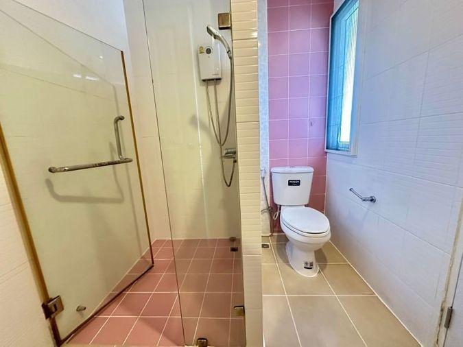 picture Second-hand detached house, Country Home Lake and Park project, Sriracha, Chonburi - 15/18