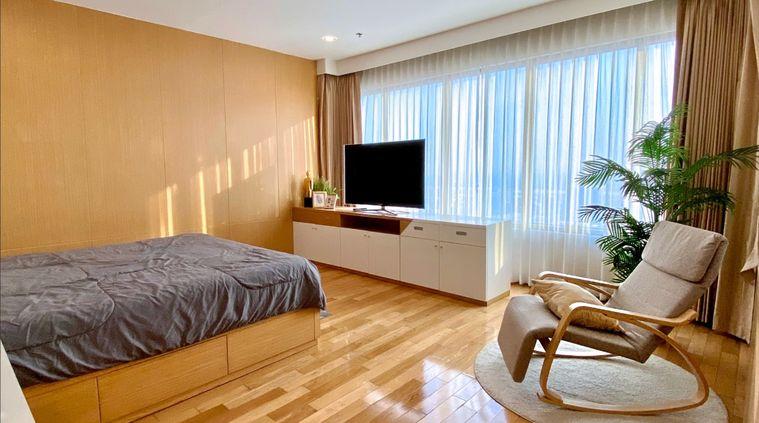 picture for rent Emporio Place. 3bed 162sqm. Line id: @pfagent - 7/11
