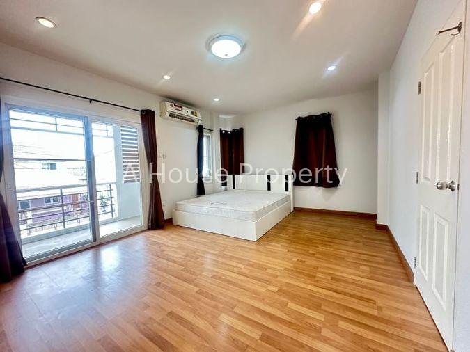 picture Second-hand detached house, Country Home Lake and Park project, Sriracha, Chonburi - 8/18