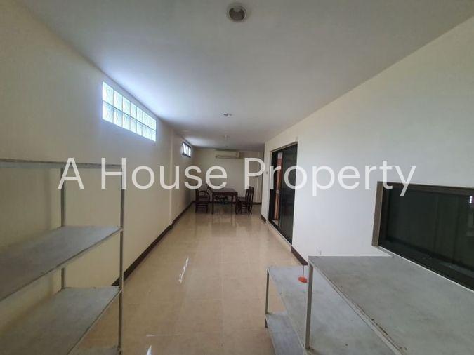 picture Second-hand detached house for sale, Country Park 3 project, Nong Mon Bypass, Bangsaen, Chonburi - 9/19