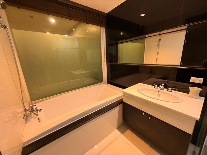 picture for rent Address Chidlom. Studio 45sq.m. Line id: @pfagent - 9/9